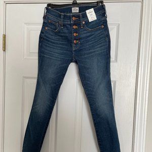 Petite 9" high-rise Toothpick Jean in Litchfield Wash - Brand New